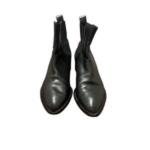 Vince Yarmon Leather Chelsea Ankle Boots in Black size 7